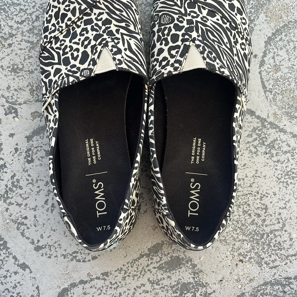 TOMS animal print - Picture 6 of 6